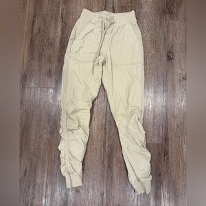 Women’s Cream Lululemon Jogger Pants
